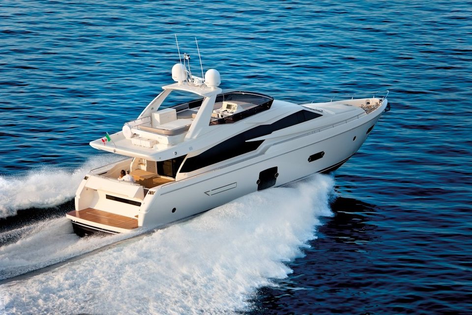 360 VR Virtual Tours of the Ferretti Yachts 720