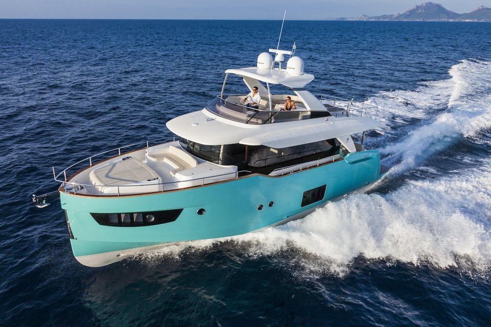 360 VR Virtual Tours of the Absolute Navetta 58
