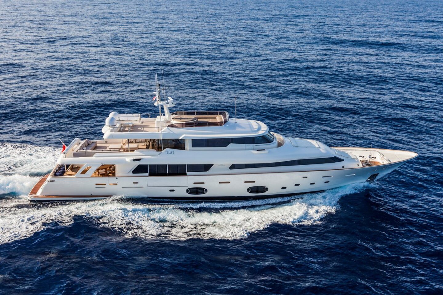 360 VR Virtual Tours of the Navetta 33 Crescendo