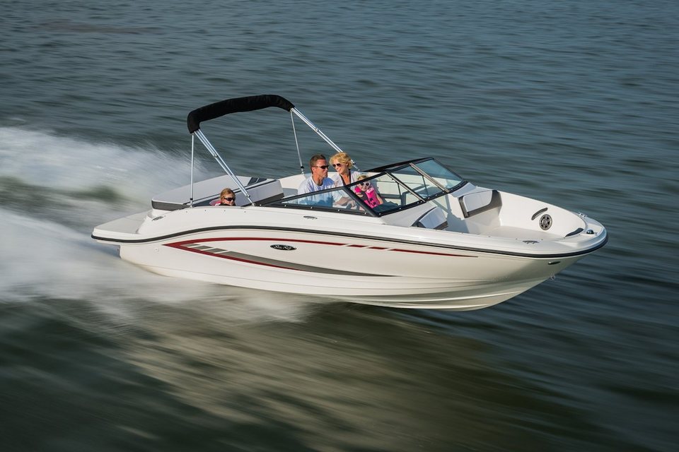 360 VR Virtual Tours of the Sea Ray SPX 190