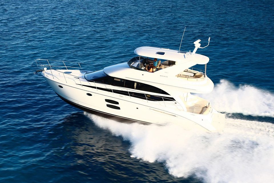 360 VR Virtual Tours of the Meridian 441 Sedan