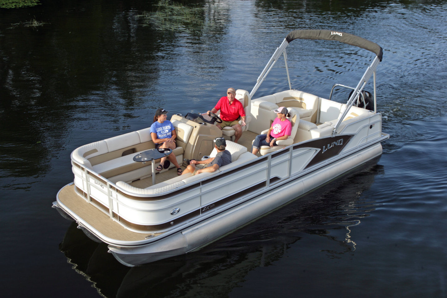 360 VR Virtual Tours of the Lund ZX250 WTDS Pontoon