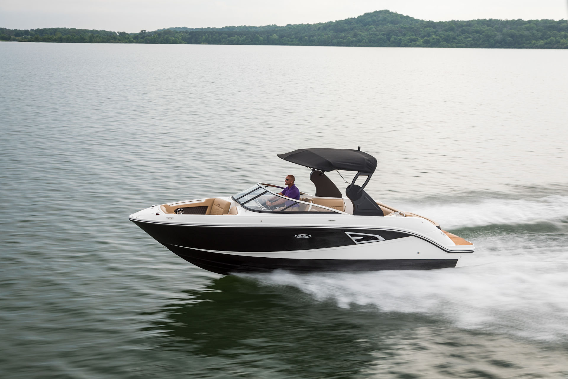 360 VR Virtual Tours of the Sea Ray SLX 230
