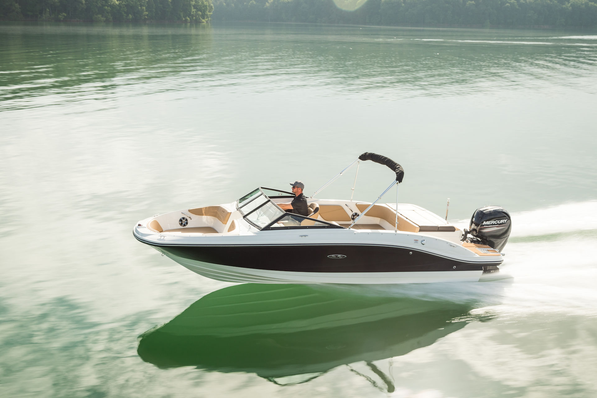 360 VR Virtual Tours of the Sea Ray SPX 210 Outboard