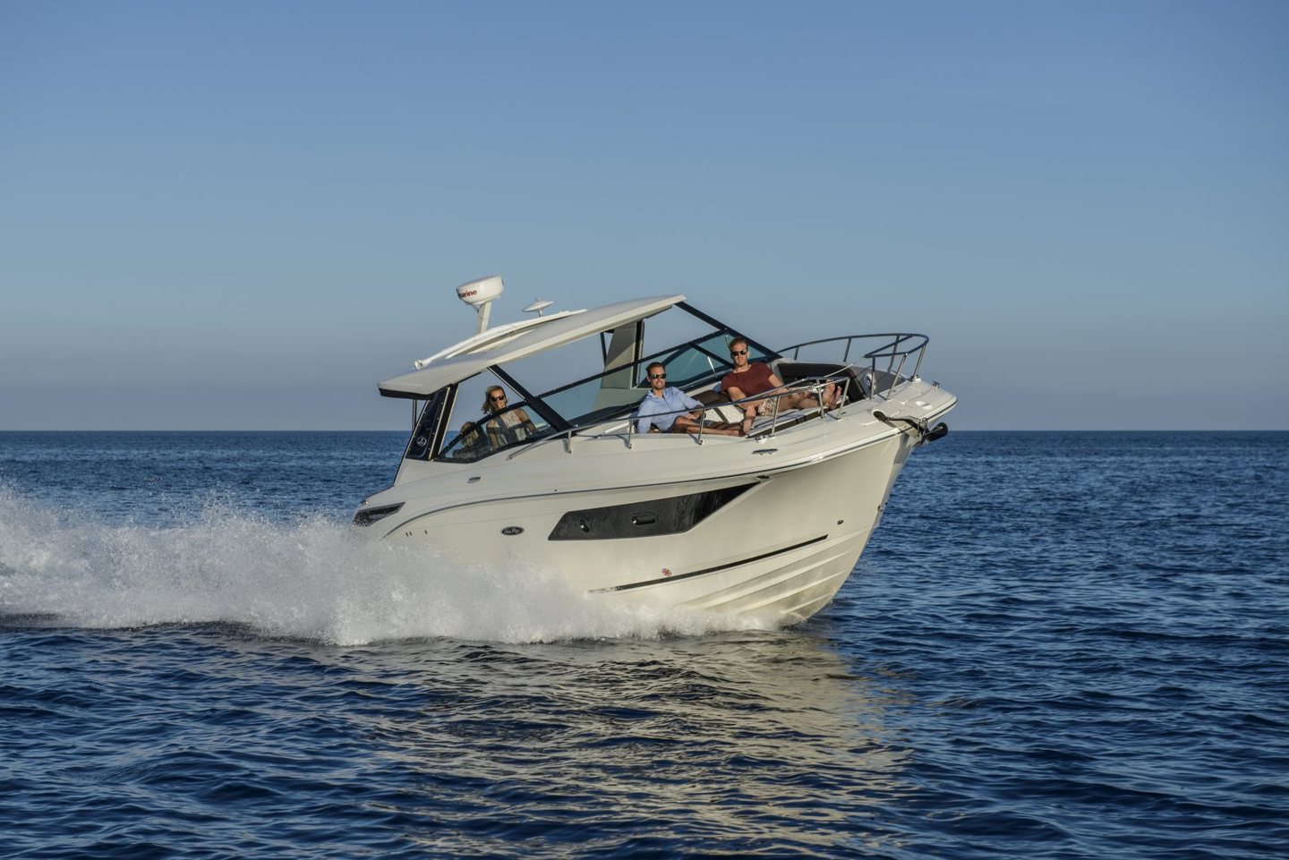 360 VR Virtual Tours of the Sea Ray Sundancer 320
