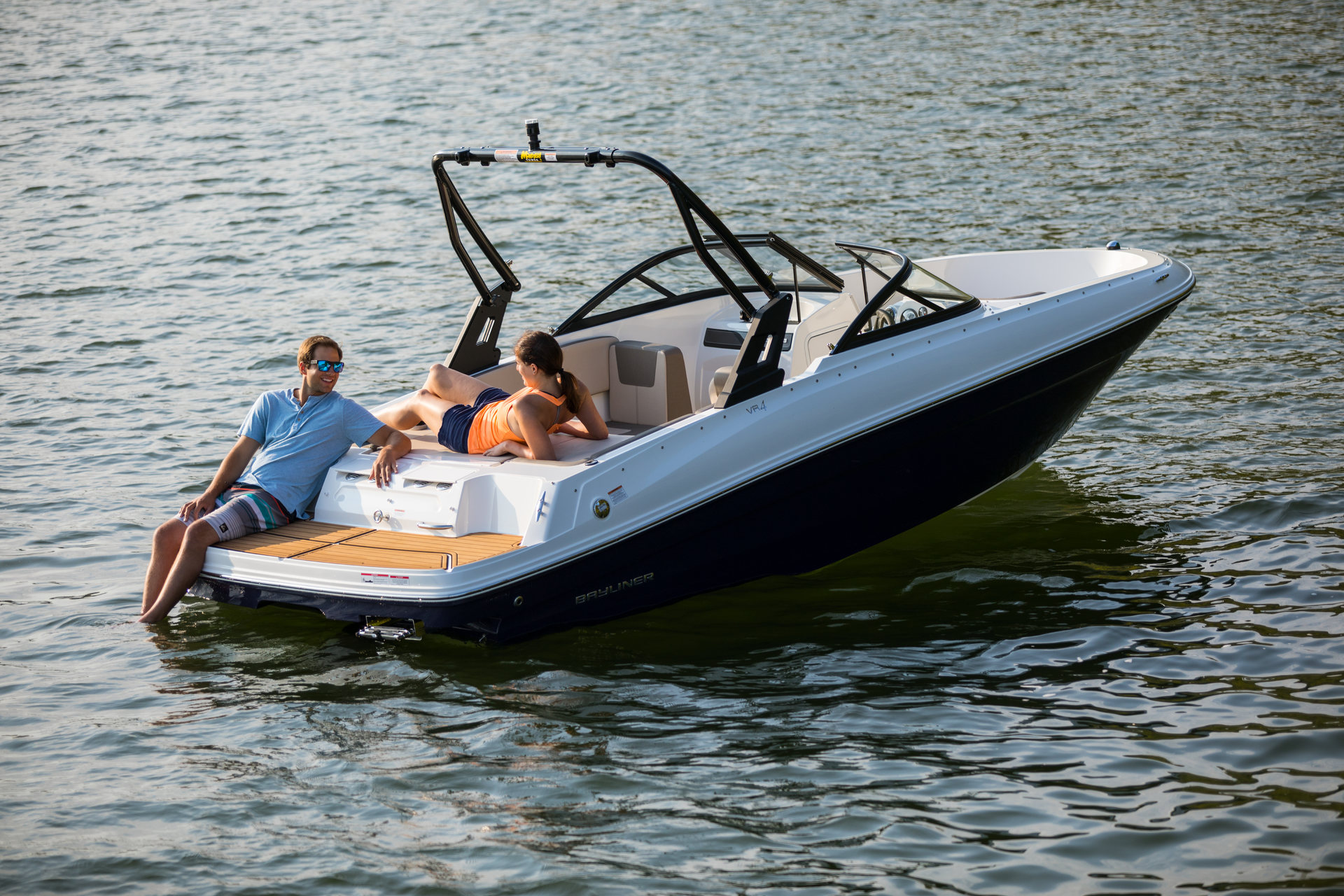 360 VR Virtual Tours of the [VBS-DE] Bayliner Bowrider VR4
