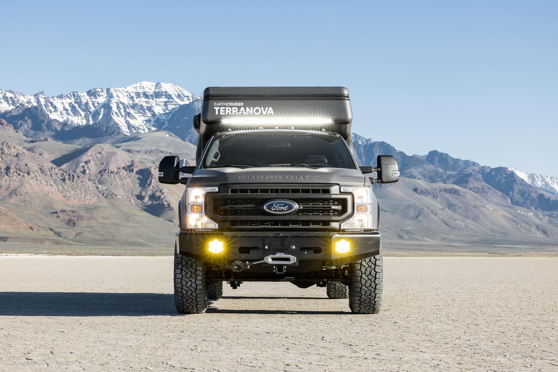 360 VR Virtual Tours of the EarthCruiser Terranova