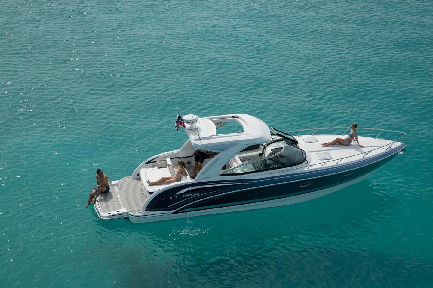 360 VR Virtual Tours of the Formula 350 FX Crossover Bowrider