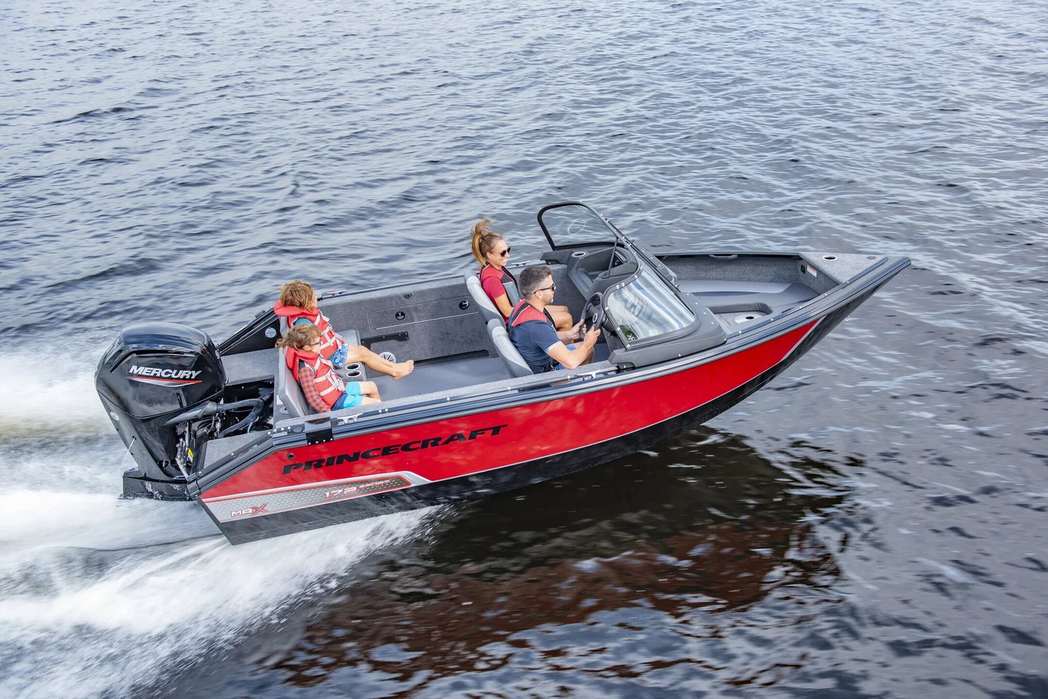 360 VR Virtual Tours of the Princecraft 175 Max Sport
