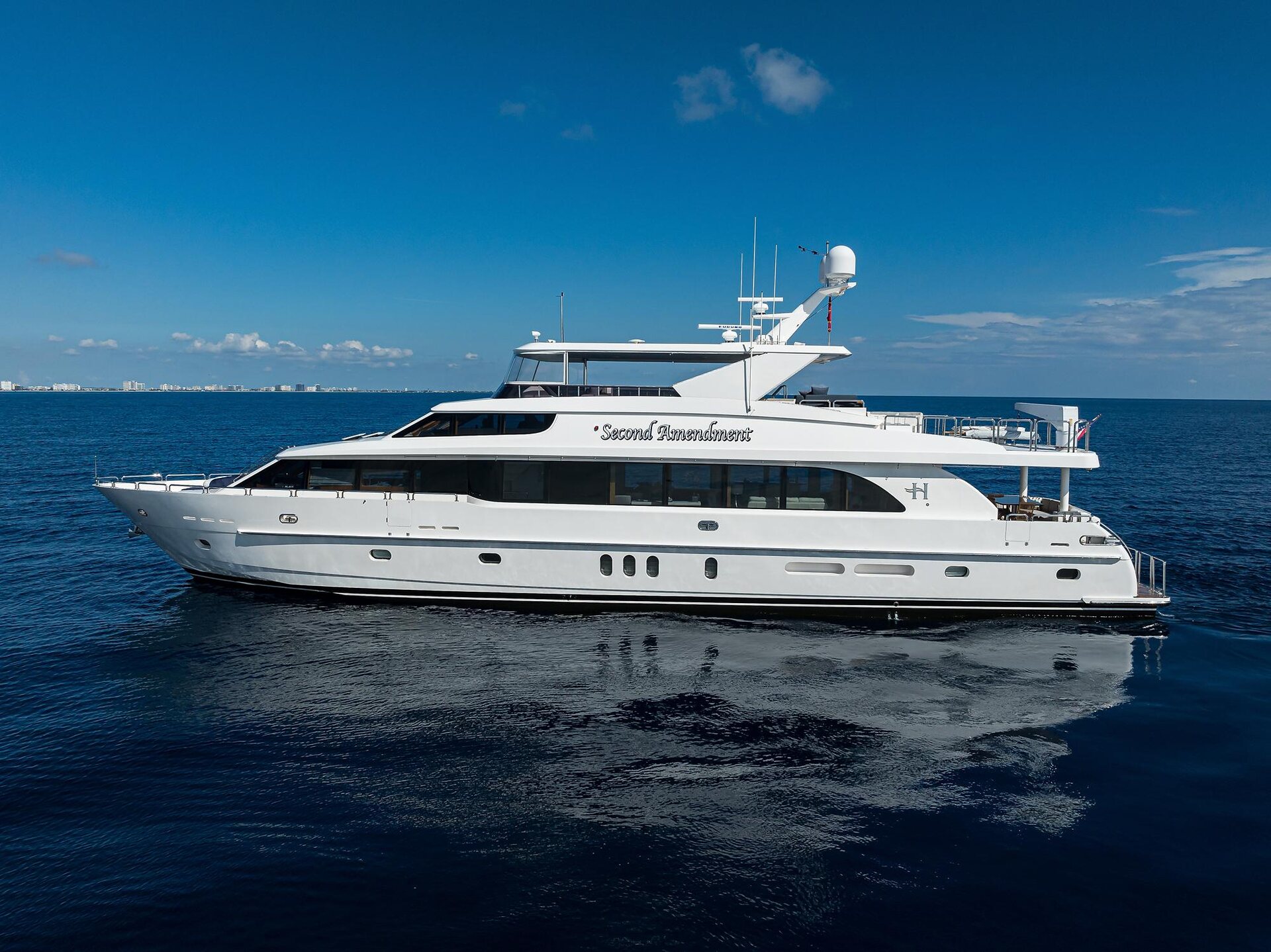 360 VR Virtual Tours of the 2018 Princess 75' Flybridge 