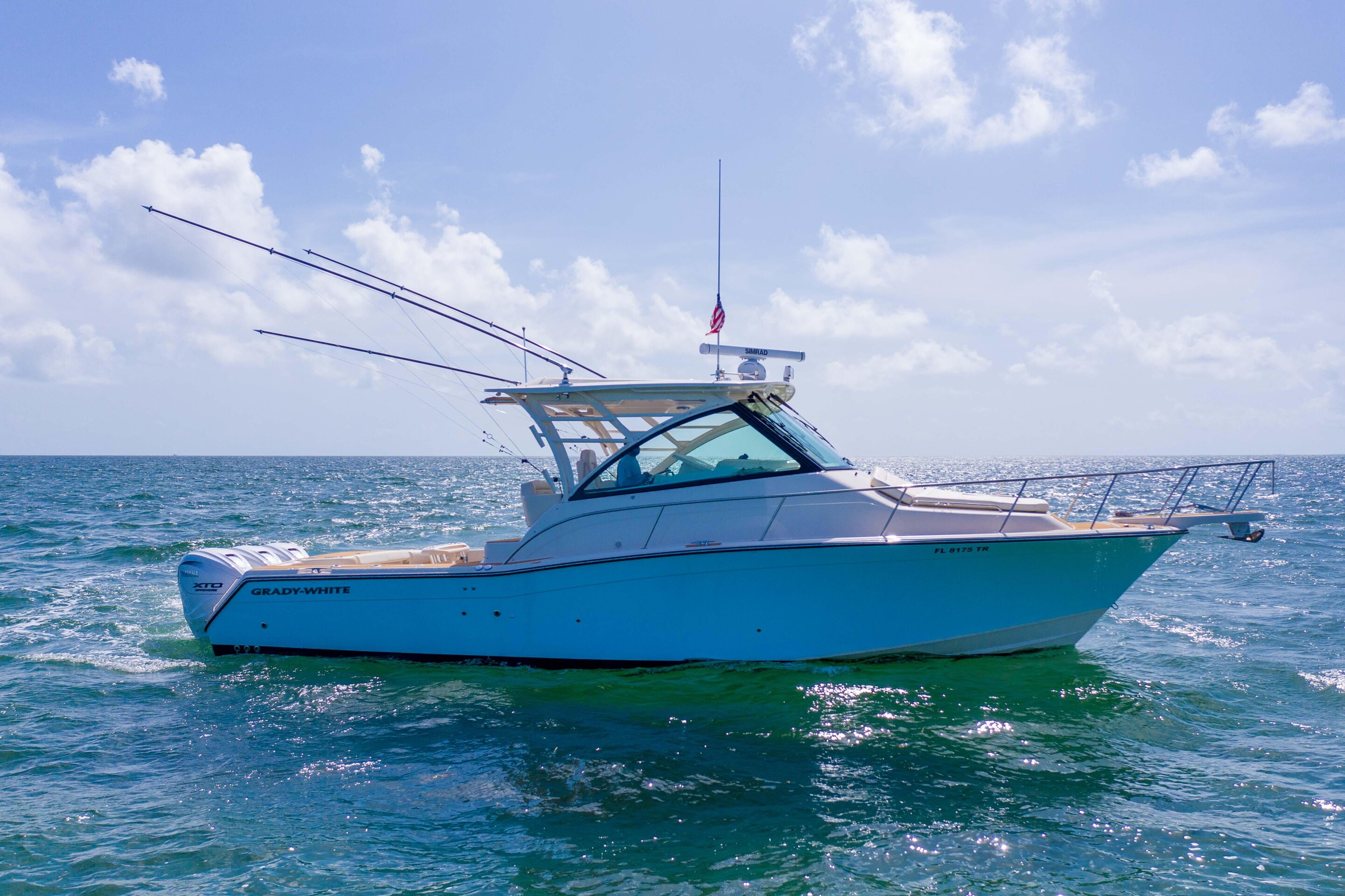 360 VR Virtual Tours of the 2024 Grady-White 37' Express 