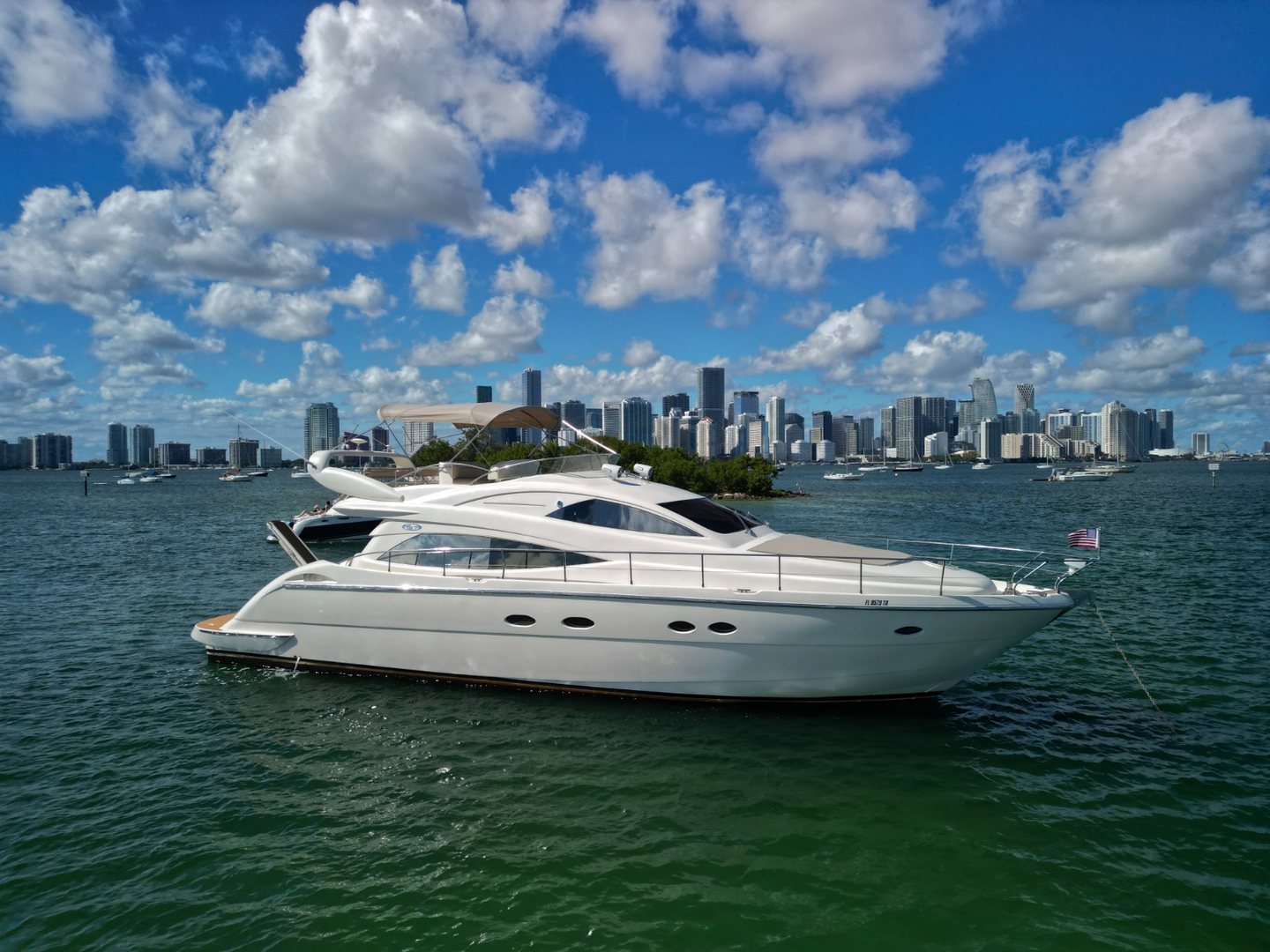 360 VR Virtual Tours of the 2003 Aicon 56