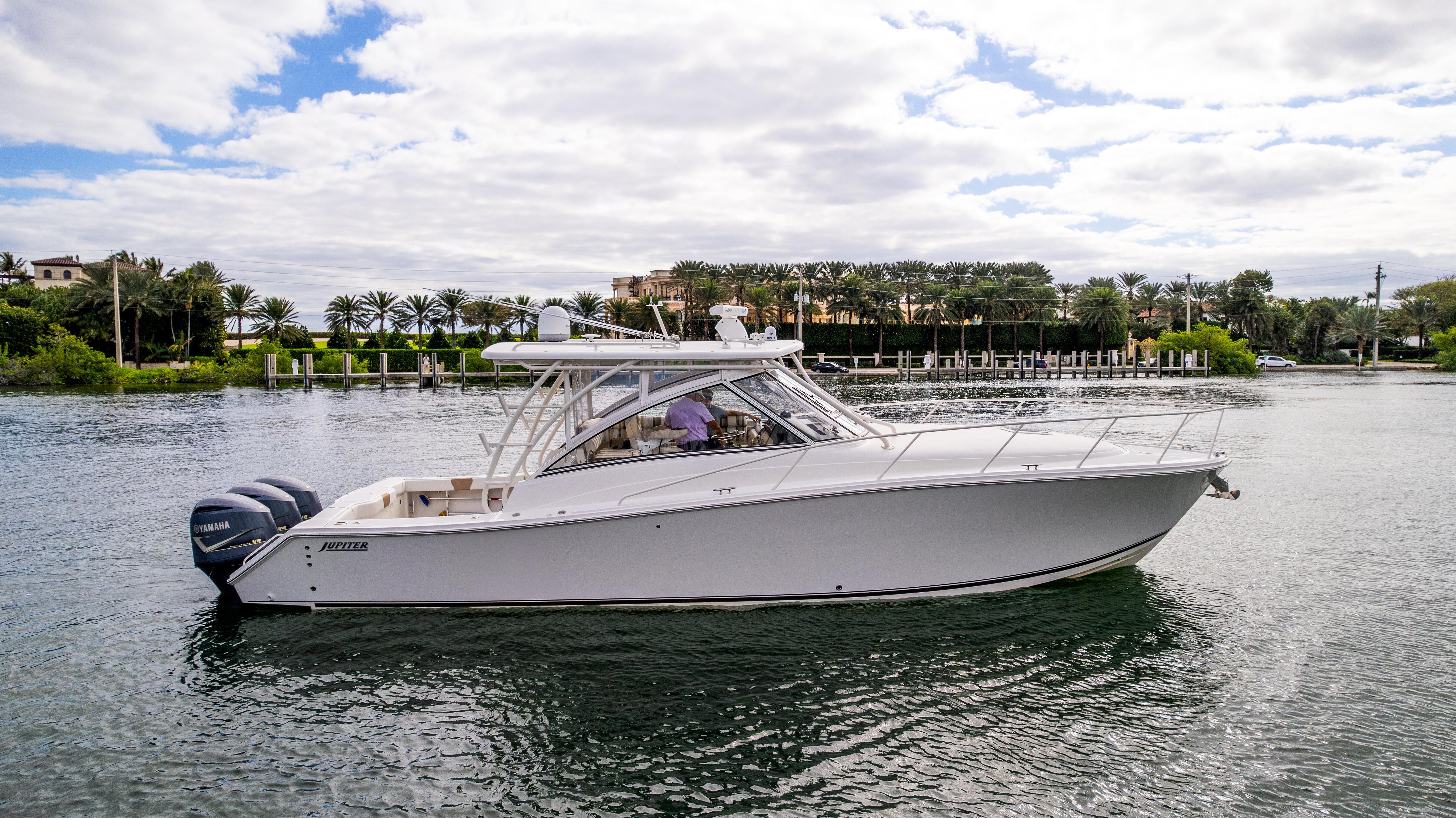 360 VR Virtual Tours of the 2017 Jupiter 41' EX 