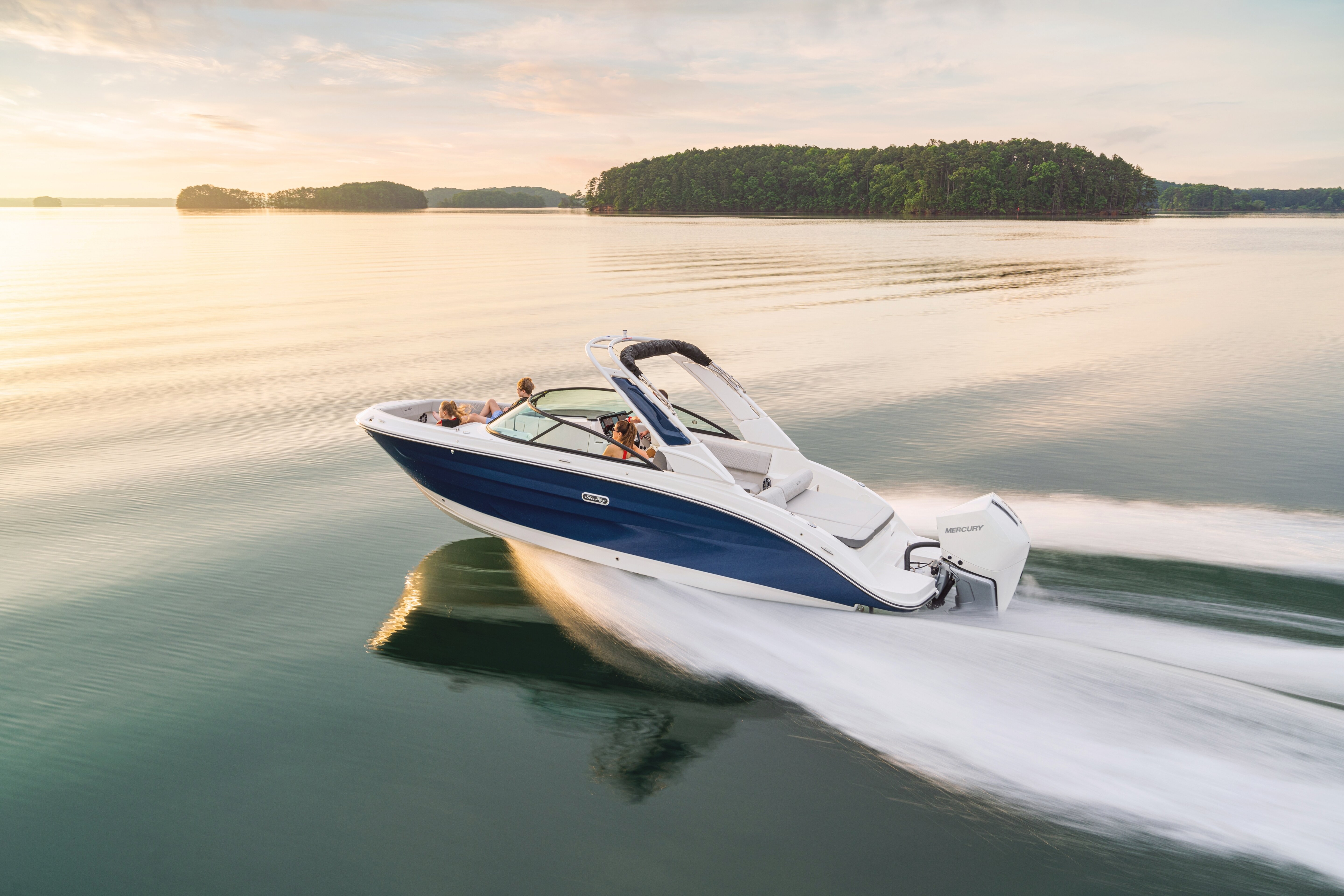 360 VR Virtual Tours of the Sea Ray SDX 250 Outboard