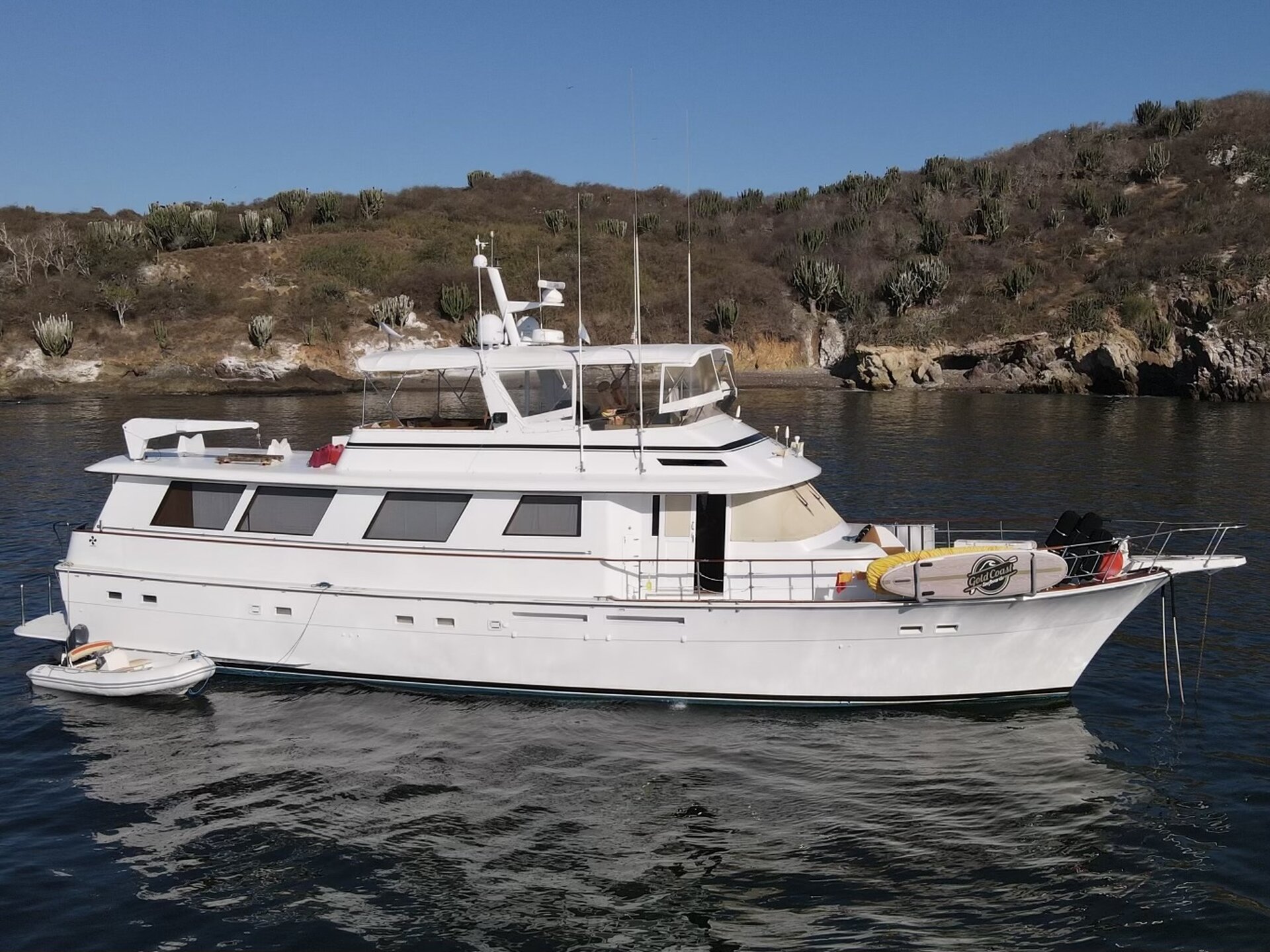 360 VR Virtual Tours of the 1985 Hatteras 72 Motor Yacht