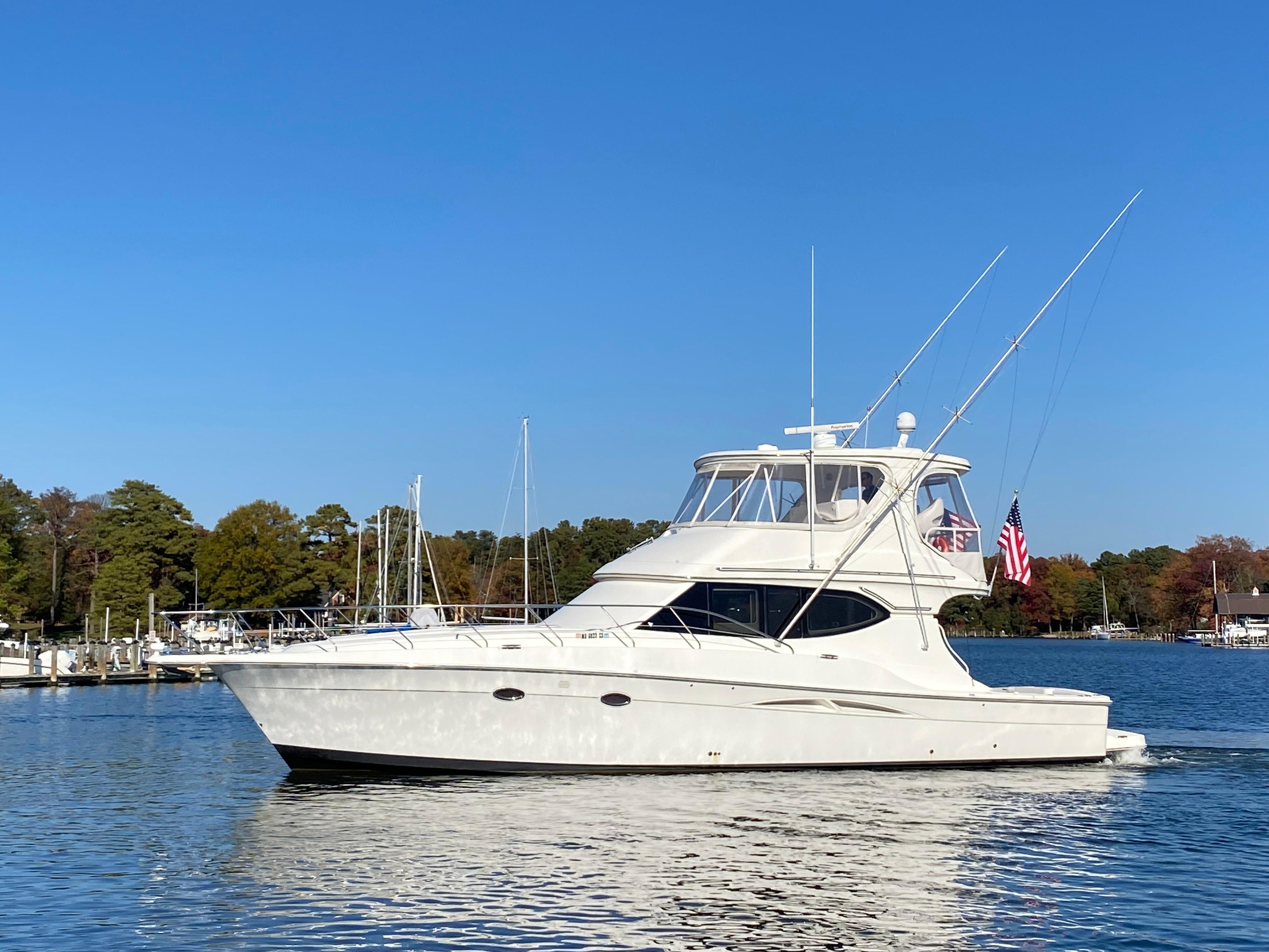 360 VR Virtual Tours of the 2006 Silverton 50 Convertible 