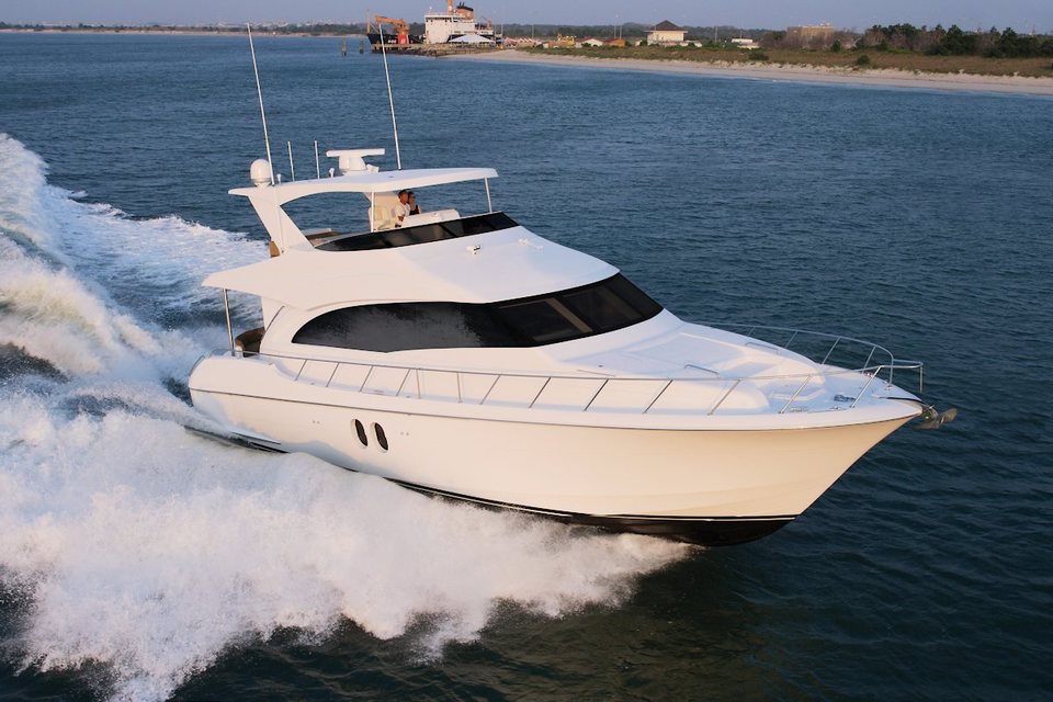 360 VR Virtual Tours of the Hatteras 60 Motor Yacht