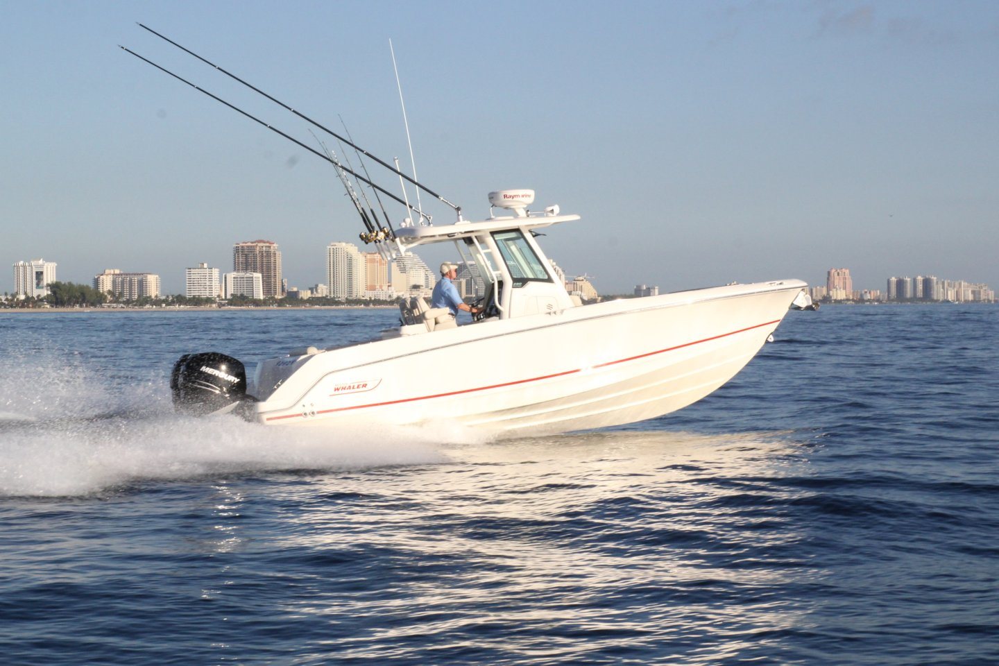 360 VR Virtual Tours of the Boston Whaler 280 Outrage