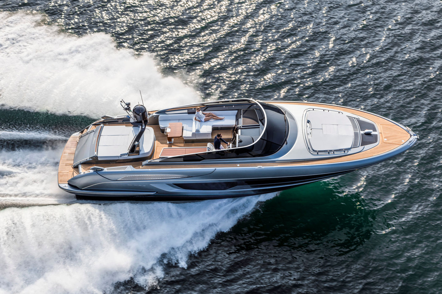 360 VR Virtual Tours of the Riva 56 Rivale