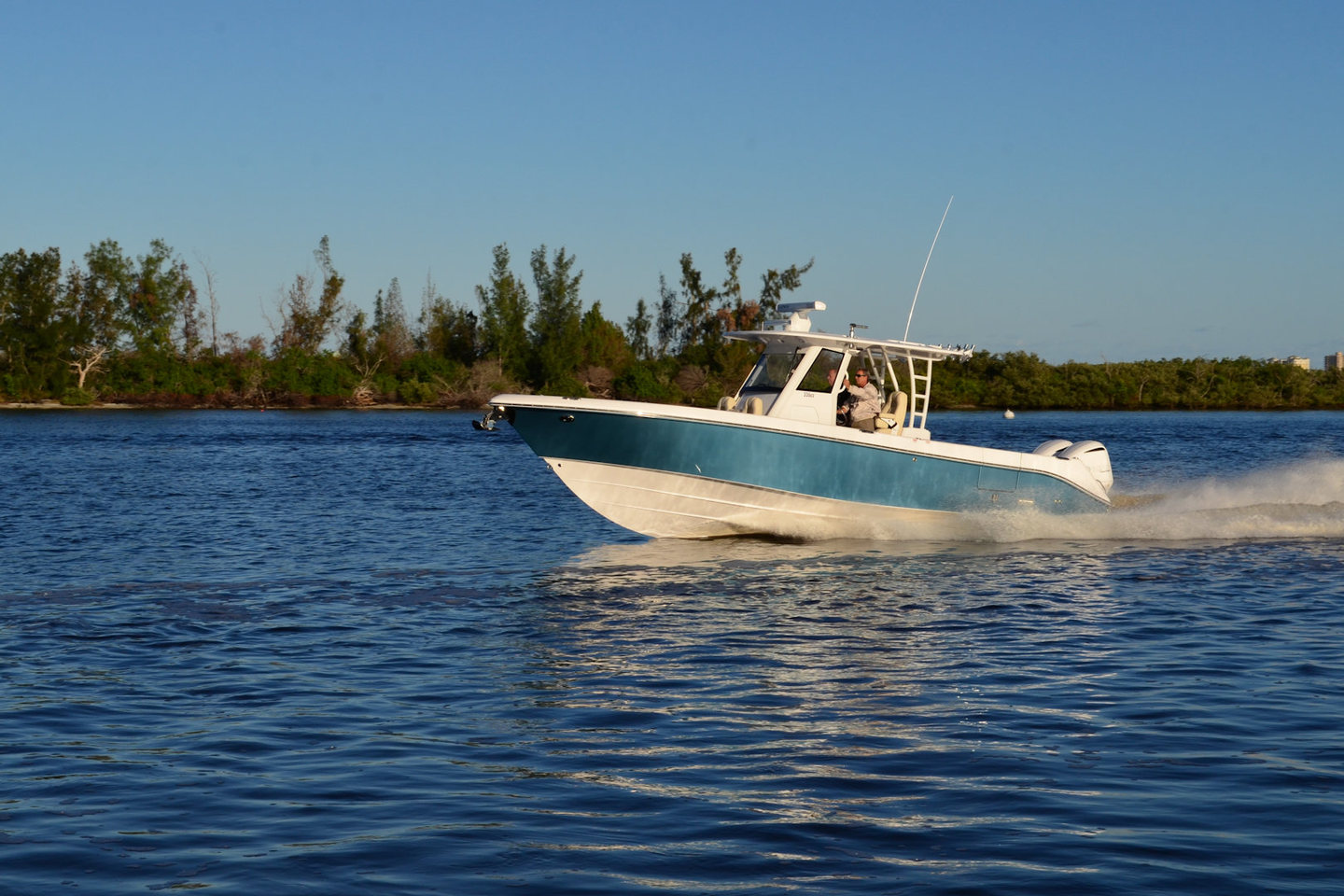 360 VR Virtual Tours of the Everglades 335 Center Console