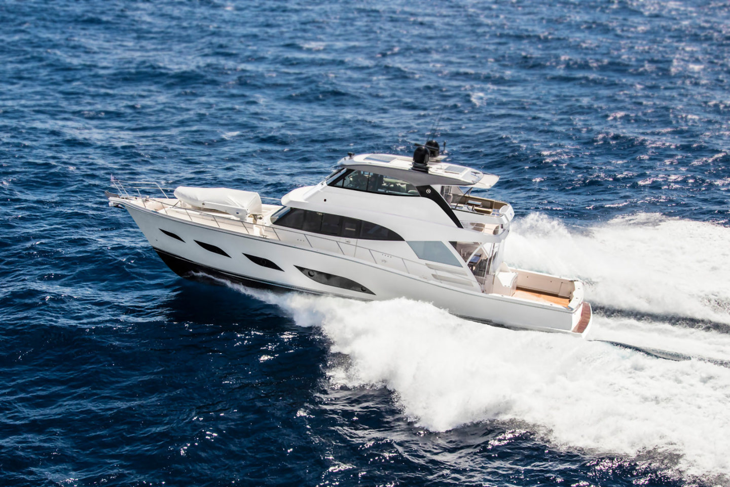 360 VR Virtual Tours of the Riviera 72 Sports Motor Yacht