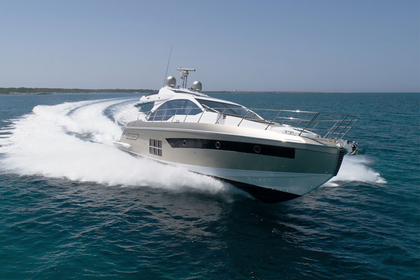360 VR Virtual Tours of the Azimut S6