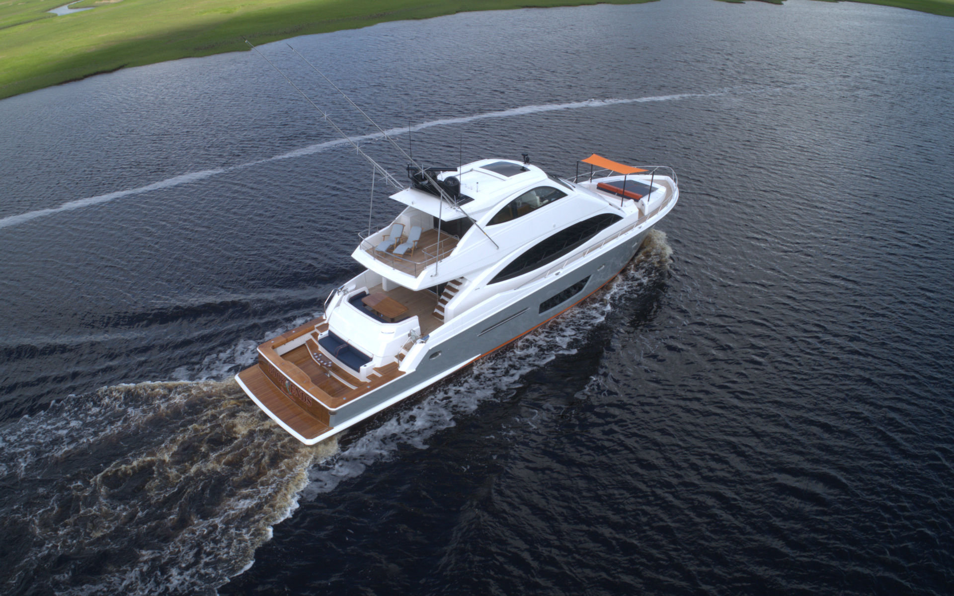 360 VR Virtual Tours of the Viking 82 Motor Yacht