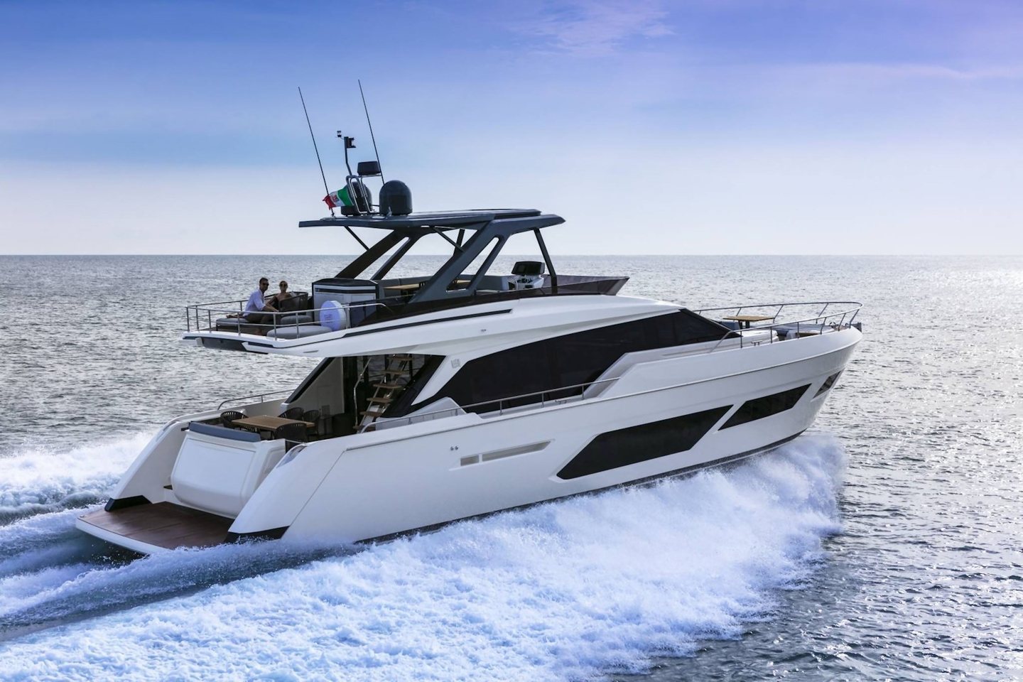 360 VR Virtual Tours of the Ferretti Yachts 720