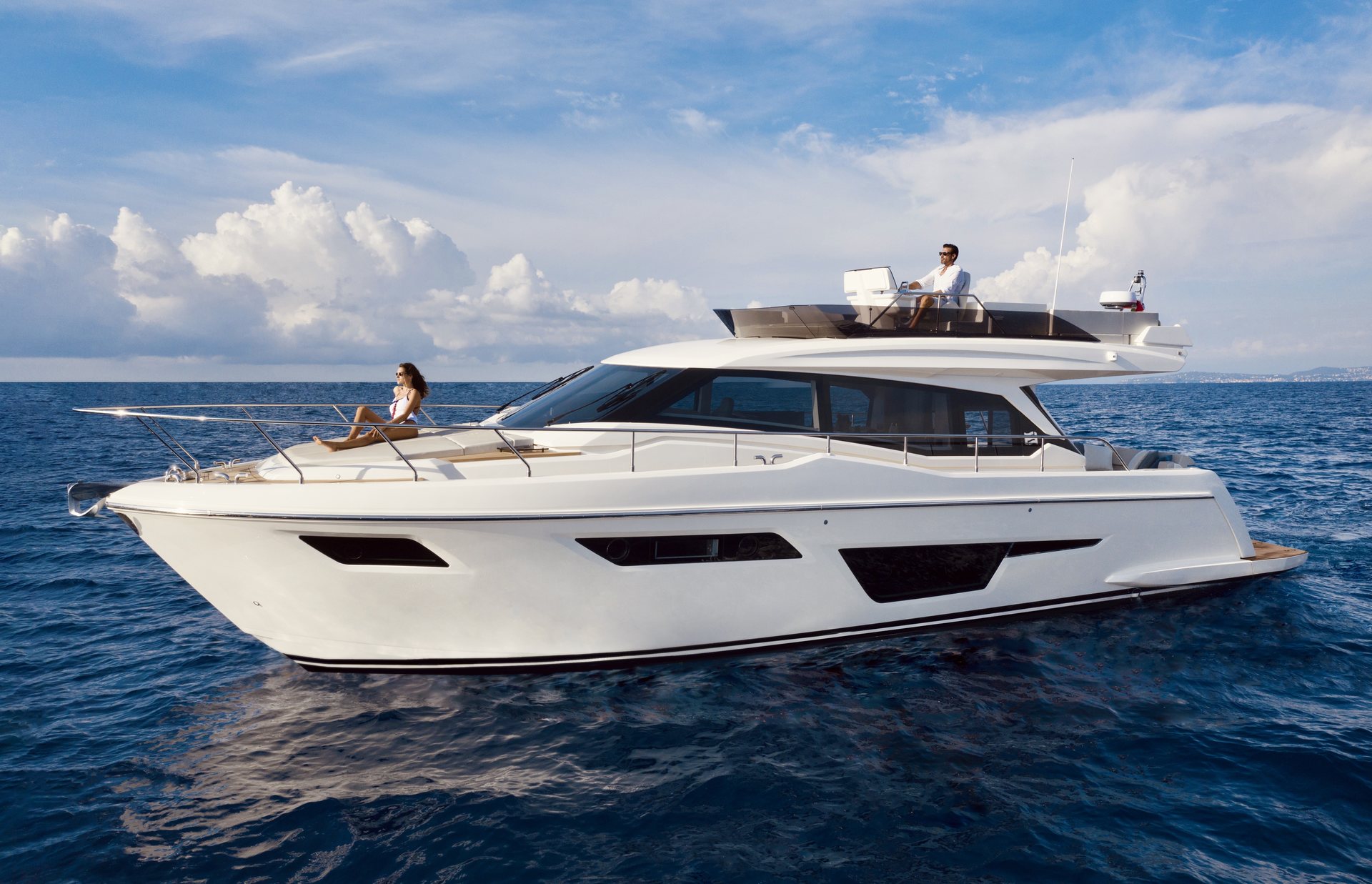 360 VR Virtual Tours of the Ferretti Yachts 500