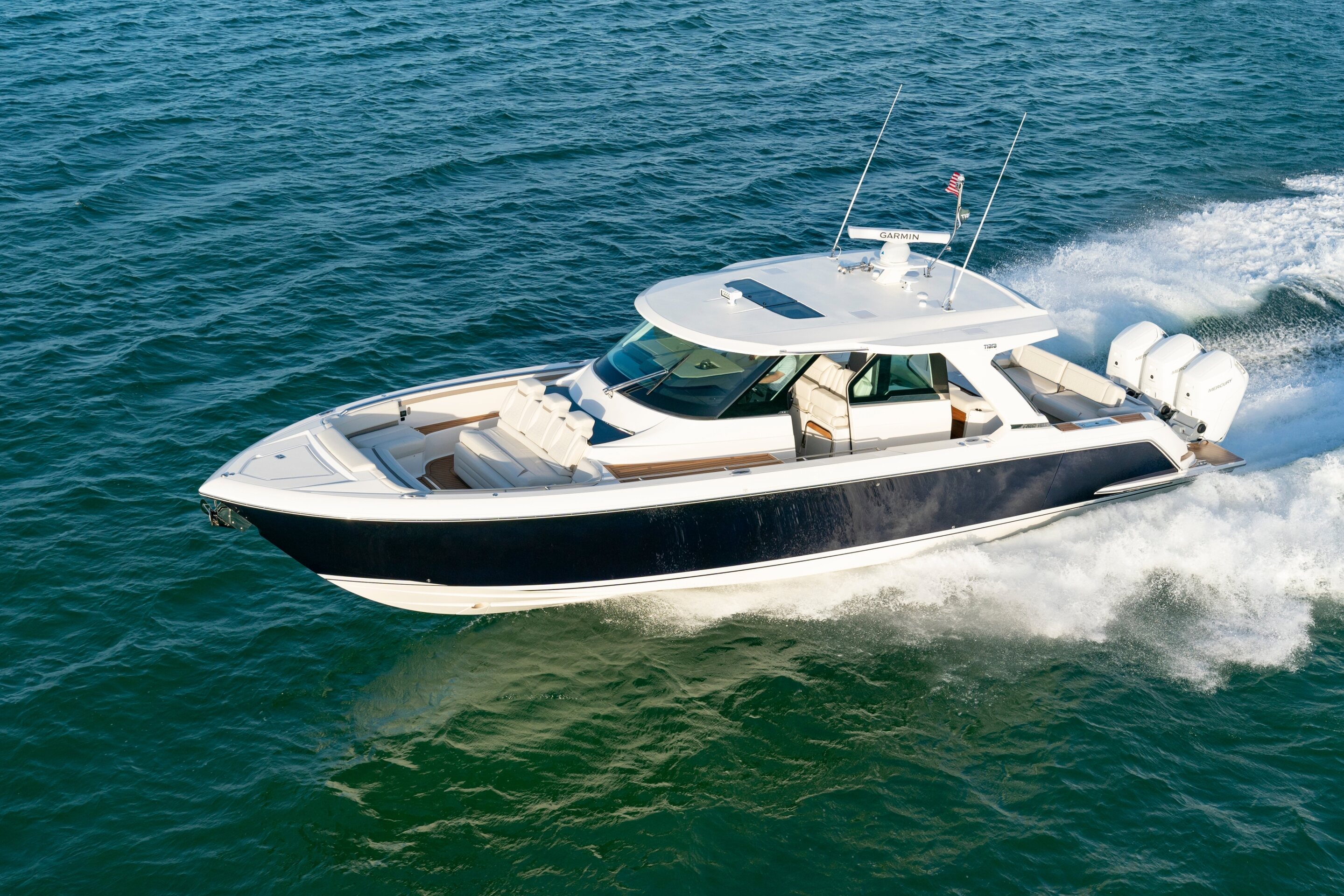 360 VR Virtual Tours of the Tiara 48 LS