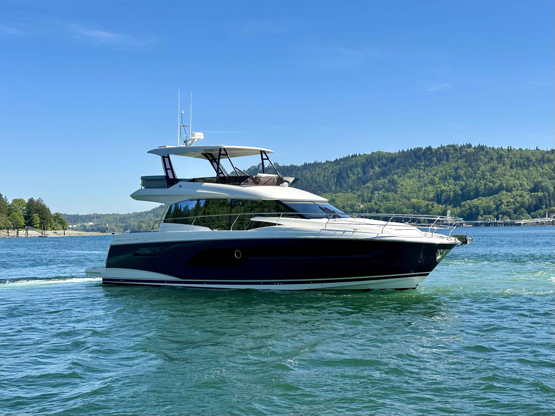 360 VR Virtual Tours of the Prestige F-LINE 520