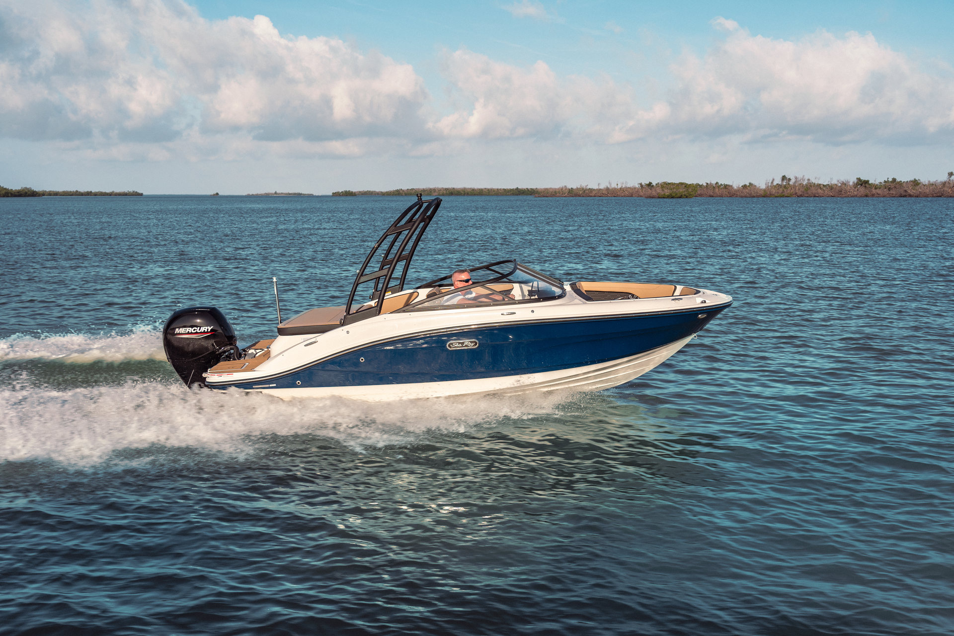 360 VR Virtual Tours of the Sea Ray SPX 190 Outboard