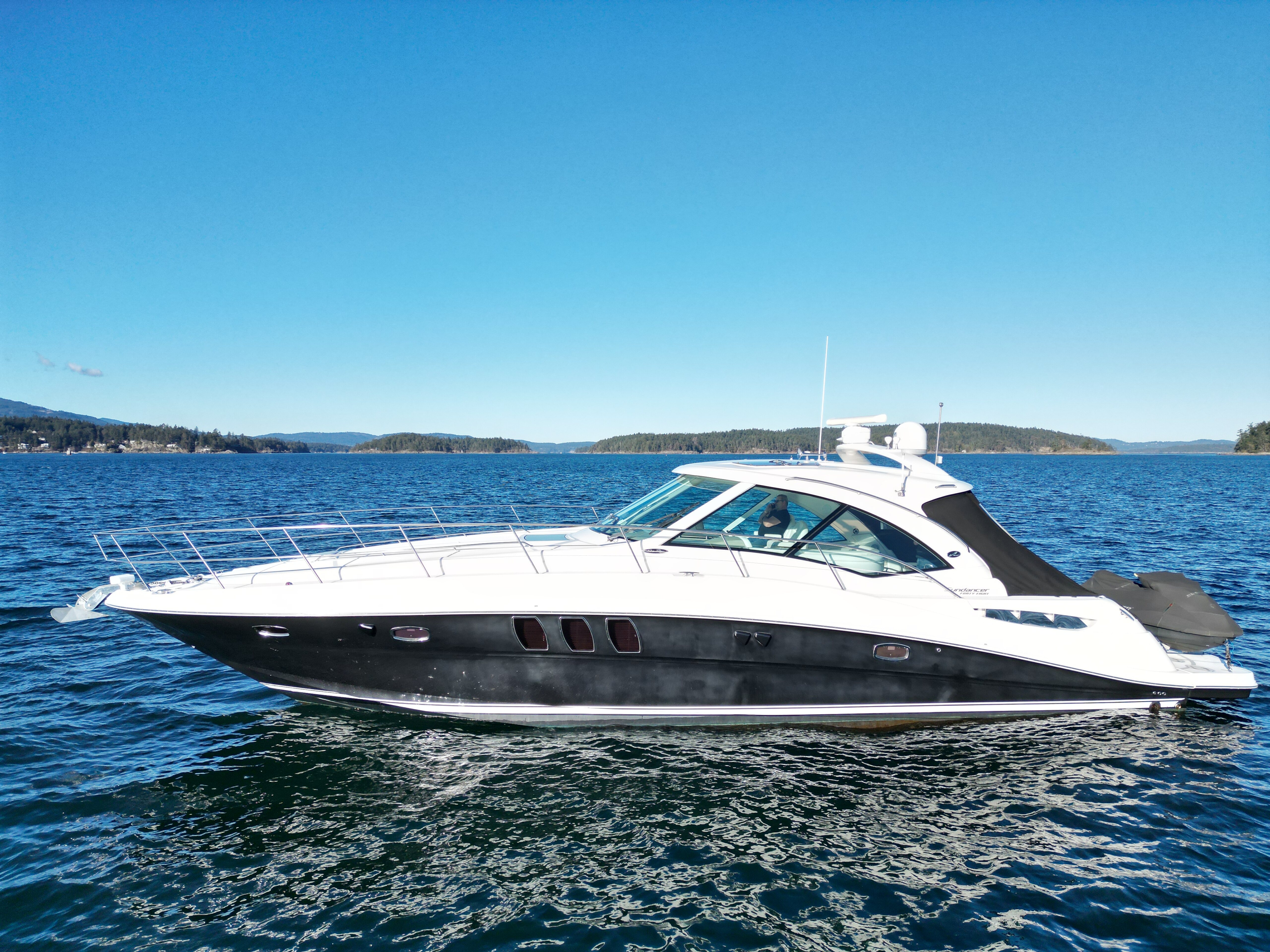 360 VR Virtual Tours of the 2009 Sea Ray 480 Sundancer